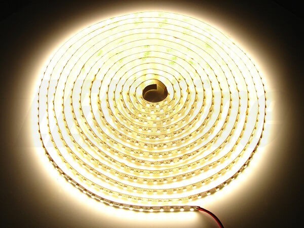 LED strip 12V 120 led's per meter (sterk) 3000K warm wit IP20